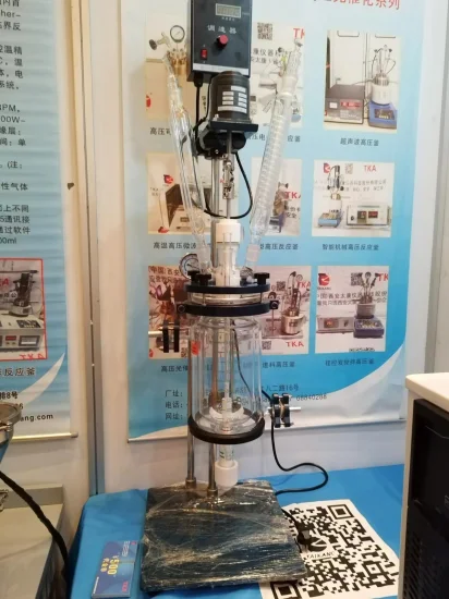 Lab Chemical Vacuum Jacketed Double Layer Glass Reactor with Stirrer